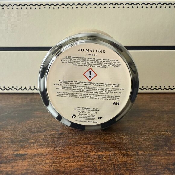 Jo Malone Roasted Chestnut Home Candle Limited Edition - Picture 2 of 2